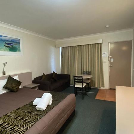 Sapphire City Motor Inn Inverell Exterior photo