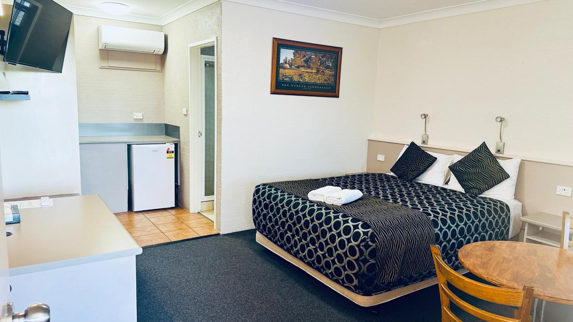Sapphire City Motor Inn Inverell Exterior photo